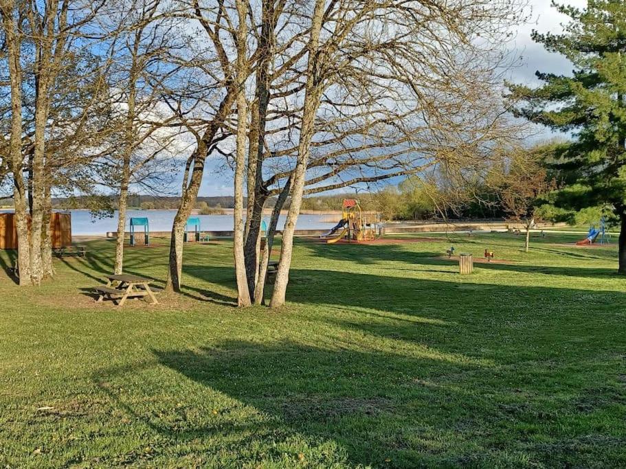 La Maison Bleu Du Lac De Celine Giffaumont-Champaubert Zewnętrze zdjęcie